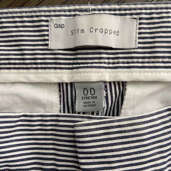 Cropped straight leg seersucker pants - Picture 4 of 11